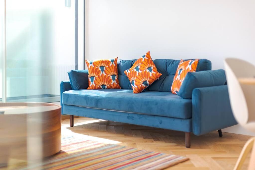 Stunning Two Bed Apartment Rh8 London Exterior foto
